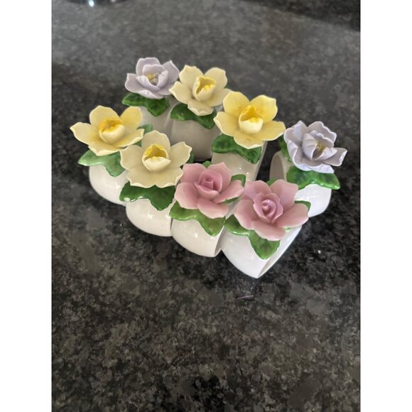Set Of 8 Diamantine China Floral Napkin Rings Pink Roses & Yellow Daffodils - Picture 13 of 16